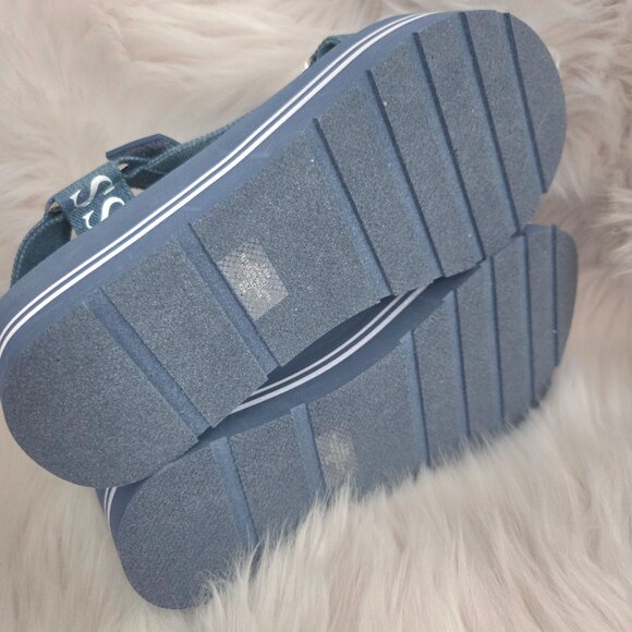 NEW GUESS Women's Avin Logo Sport Denim Sandals Size 7.5 - Picture 9 of 10